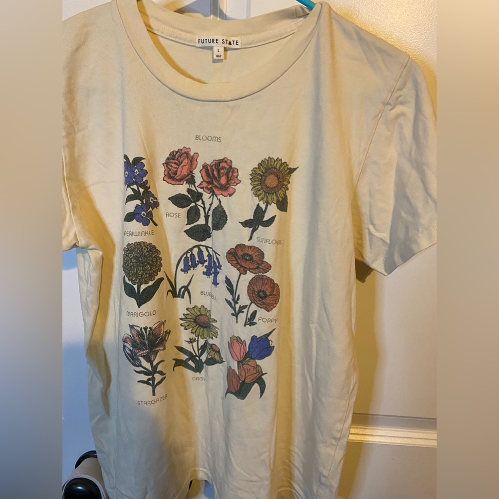 Floral tee